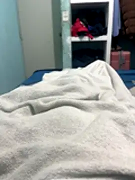 Snapshot of 09chino_ chatting on 10-22-25, 06:46 09chino  online show from 10-22-25, 06:46
