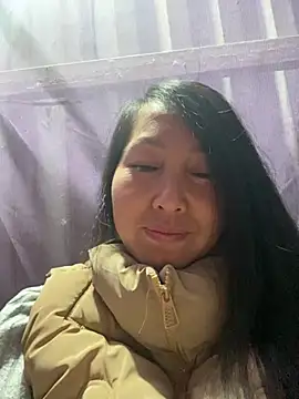 Huong-Ly online show from 01-15-26, 12:21