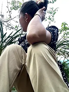 Huong-Ly online show from 03-02-26, 10:22