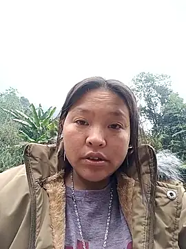 Snapshot of MuiNay chatting on 01-14-26, 12:49 MuiNay online show from 01-14-26, 12:49