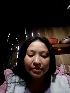 Snapshot of MuiNay chatting on 02-03-26, 12:09 MuiNay online show from 02-03-26, 12:09