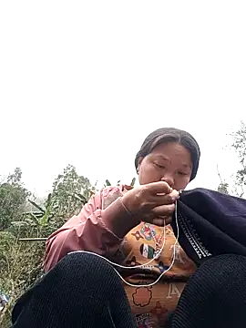 Snapshot of MuiNay chatting on 02-22-26, 02:24 MuiNay online show from 02-22-26, 02:24