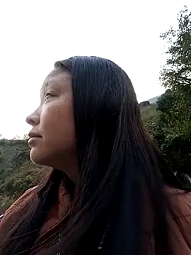 Snapshot of MuiNay chatting on 03-02-26, 11:55 MuiNay online show from 03-02-26, 11:55