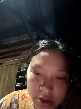 Snapshot of MuiNay chatting on 03-15-26, 11:16 MuiNay online show from 03-15-26, 11:16