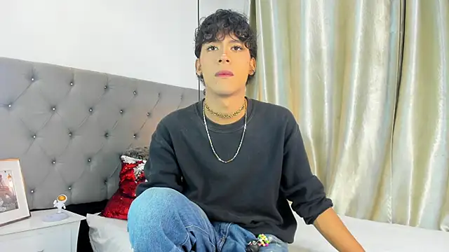 Snapshot of d3rke_666 chatting on 10-01-25, 04:29 d3rke 666 online show from 10-01-25, 04:29