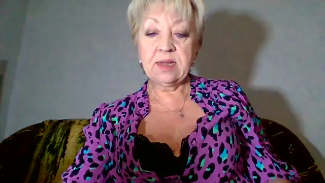 DianaQDream online show from 04-05-26, 02:20