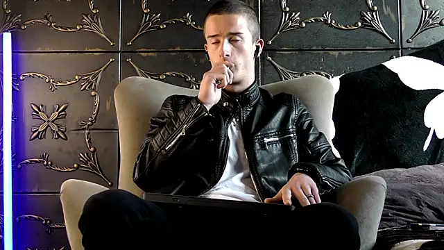 SirReed online show from 04-27-26, 04:54