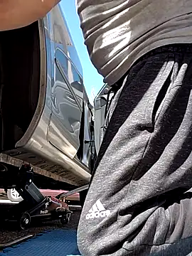 pareja-40-20 online show from 04-03-26, 07:56