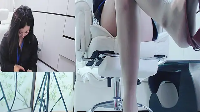 Snapshot of Eileen-L chatting on 12-22-25, 03:47 Eileen-L online show from 12-22-25, 03:47