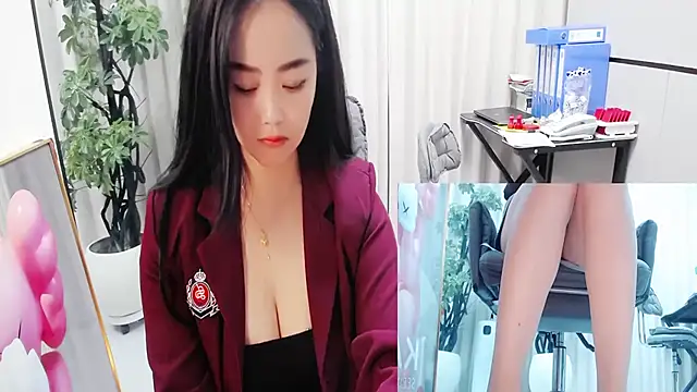 Snapshot of Eileen-L chatting on 02-27-26, 05:07 Eileen-L online show from 02-27-26, 05:07