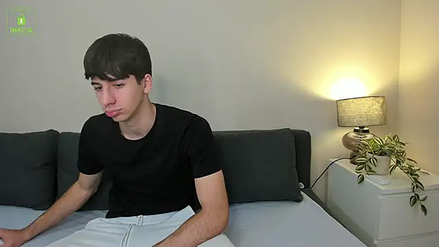 Snapshot of Quentin_Blake chatting on 11-02-25, 06:27 Quentin Blake online show from 11-02-25, 06:27