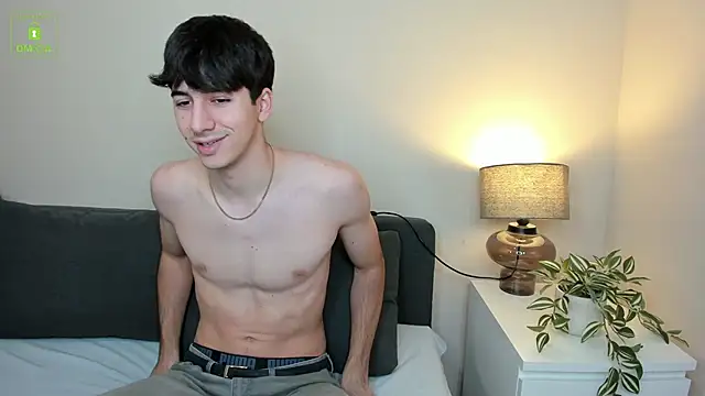 Snapshot of Quentin_Blake chatting on 11-08-25, 06:35 Quentin Blake online show from 11-08-25, 06:35