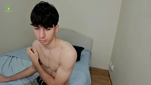 Snapshot of Quentin_Blake chatting on 12-17-25, 06:52 Quentin Blake online show from 12-17-25, 06:52