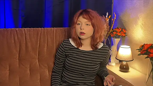 Stella Vanila online show from 11-22-25, 03:33