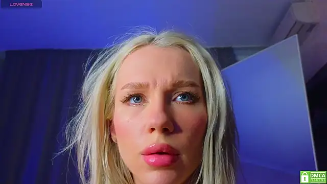 KittenFang online show from 04-03-26, 01:20