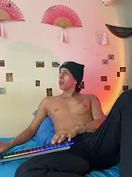 DannyPhantom555 online show from 04-06-26, 05:25