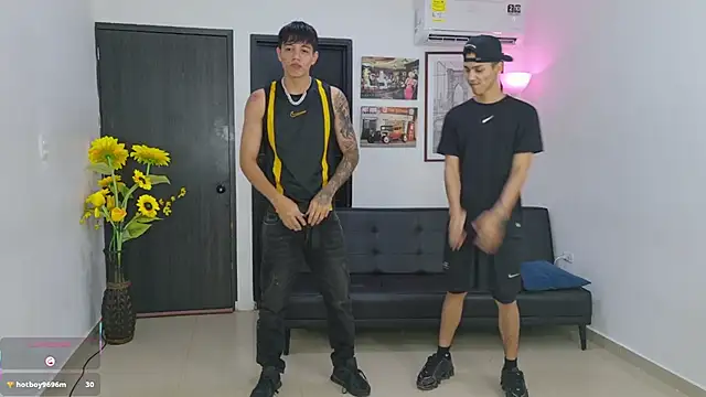 Playhardsex  online show from 04-26-26, 11:13