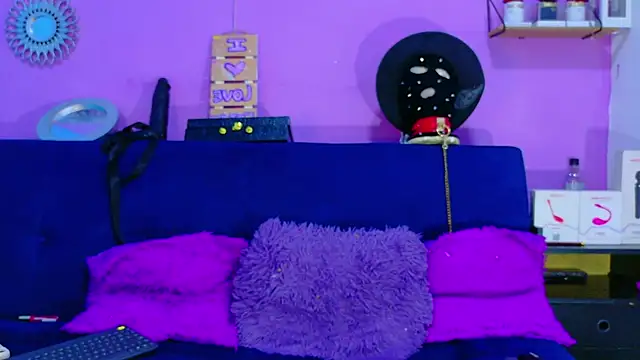 CristalRose online show from 03-18-26, 11:08