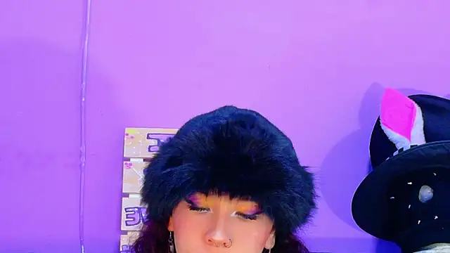 CristalRose online show from 04-30-26, 08:57