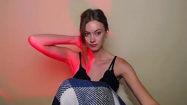 RoxySami  online show from 10-07-25, 02:47
