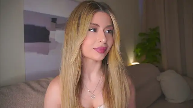 GeorginaHarn online show from 05-05-26, 08:11