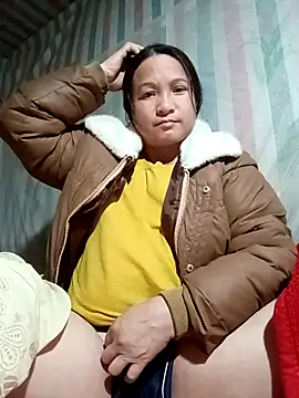 Snapshot of Love-Mama33 chatting on 01-06-26, 12:20 Love-Mama33 online show from 01-06-26, 12:20