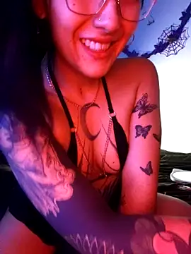 Snapshot of _aika666_ chatting on 05-14-26, 05:47 aika666 online show from 05-14-26, 05:47