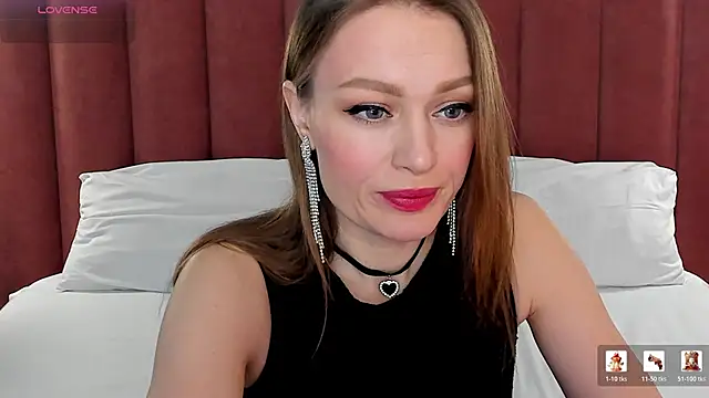 EvelynPoole online show from 04-14-26, 01:44