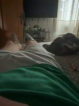 gigolobcn online show from 11-17-25, 02:45