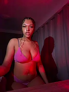 Snapshot of Sexxy_S chatting on 03-05-26, 09:33 Sexxy S online show from 03-05-26, 09:33