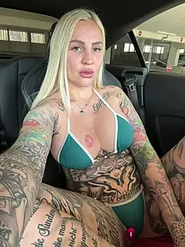 CoraDiamond online show from 03-05-26, 01:07