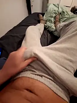 Snapshot of Yoaannn chatting on 11-17-25, 04:46 Yoaannn online show from 11-17-25, 04:46