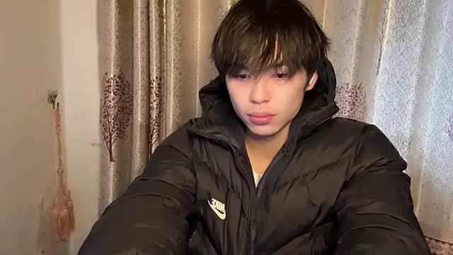 Snapshot of w5206t chatting on 11-08-25, 12:33 w5206t online show from 11-08-25, 12:33