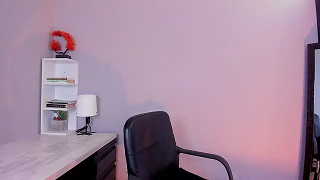 Emma  clark  online show from 04-29-26, 12:31