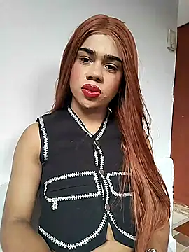 Snapshot of milabiggcoock chatting on 11-15-25, 02:35 milabiggcoock online show from 11-15-25, 02:35