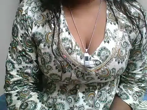 Snapshot of Kaluxx chatting on 11-09-25, 01:53 Kaluxx online show from 11-09-25, 01:53