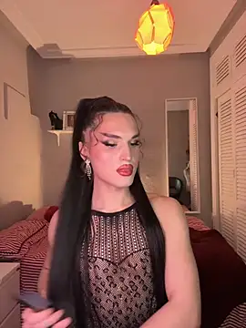 Snapshot of lacattiva chatting on 12-02-25, 05:08 lacattiva online show from 12-02-25, 05:08