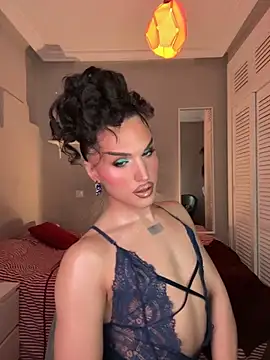 Snapshot of lacattiva chatting on 12-04-25, 09:23 lacattiva online show from 12-04-25, 09:23