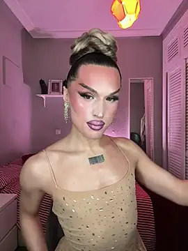 Snapshot of lacattiva chatting on 02-09-26, 08:13 lacattiva online show from 02-09-26, 08:13