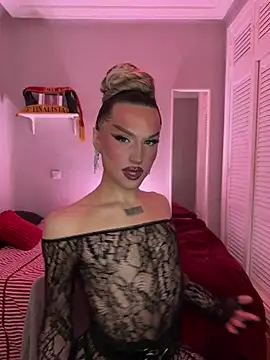 Snapshot of lacattiva chatting on 02-13-26, 03:41 lacattiva online show from 02-13-26, 03:41