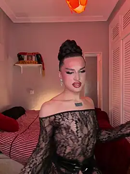 Snapshot of lacattiva chatting on 02-18-26, 04:41 lacattiva online show from 02-18-26, 04:41