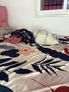 Snapshot of Tugatitacal chatting on 11-15-25, 03:52 Tugatitacal online show from 11-15-25, 03:52