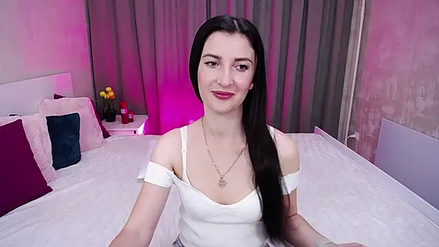 Snapshot of EvelinCuper chatting on 09-15-25, 05:07 EvelinCuper online show from 09-15-25, 05:07