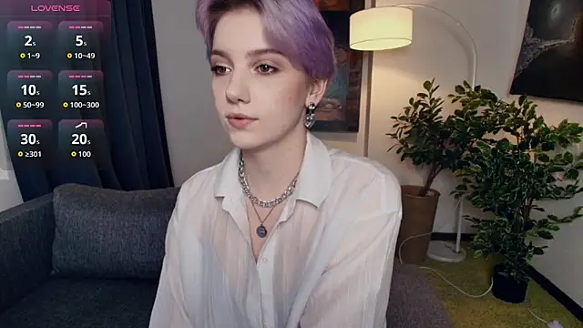 Snapshot of OdelynaAsp chatting on 12-18-25, 12:33 OdelynaAsp online show from 12-18-25, 12:33