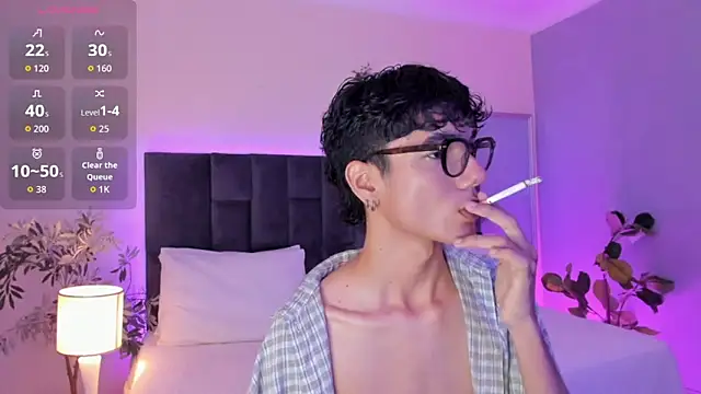 Snapshot of Phillicious__ chatting on 11-21-25, 10:19 Phillicious online show from 11-21-25, 10:19