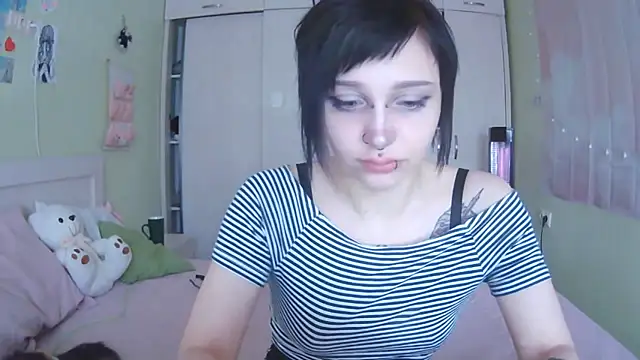 SineKiraReal online show from 10-16-25, 10:38
