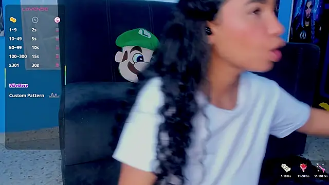 Snapshot of KhateAndersson chatting on 11-14-25, 07:01 KhateAndersson online show from 11-14-25, 07:01