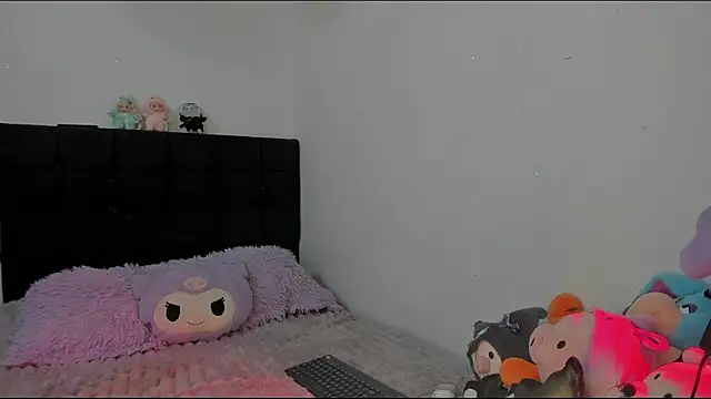 Tanit Mora online show from 09-17-25, 04:58