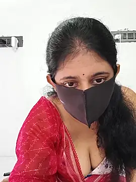 Snapshot of Your-Vedika chatting on 09-10-25, 05:29 Your-Vedika online show from 09-10-25, 05:29