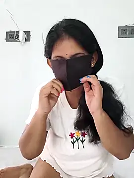 Snapshot of Your-Vedika chatting on 09-18-25, 06:26 Your-Vedika online show from 09-18-25, 06:26